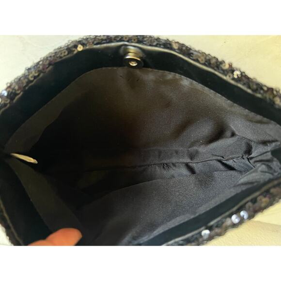 VICTORIAS SECRET Sequin Clutch - Picture 5 of 7
